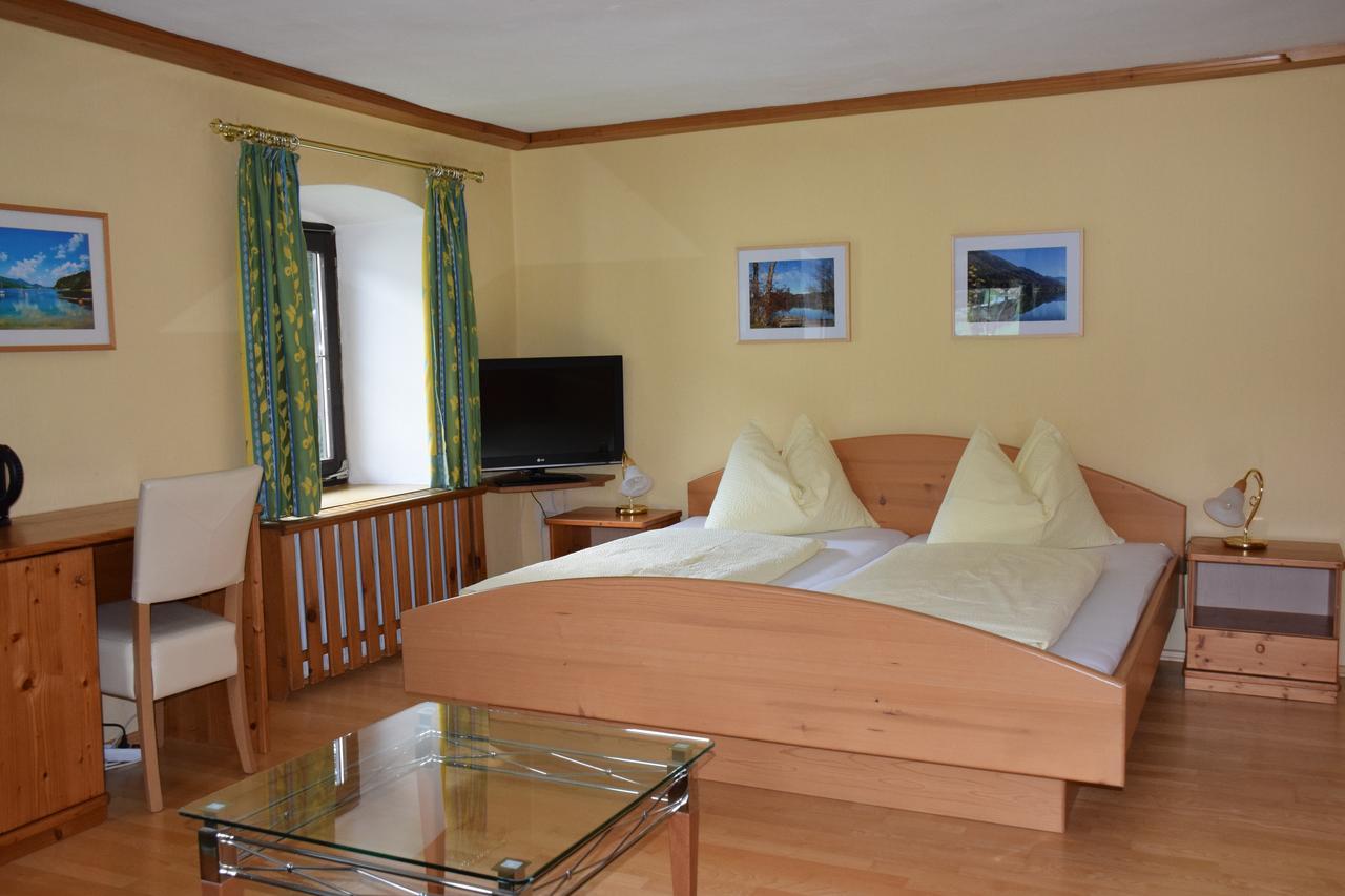 Gasthof Pension Hohenau 3*